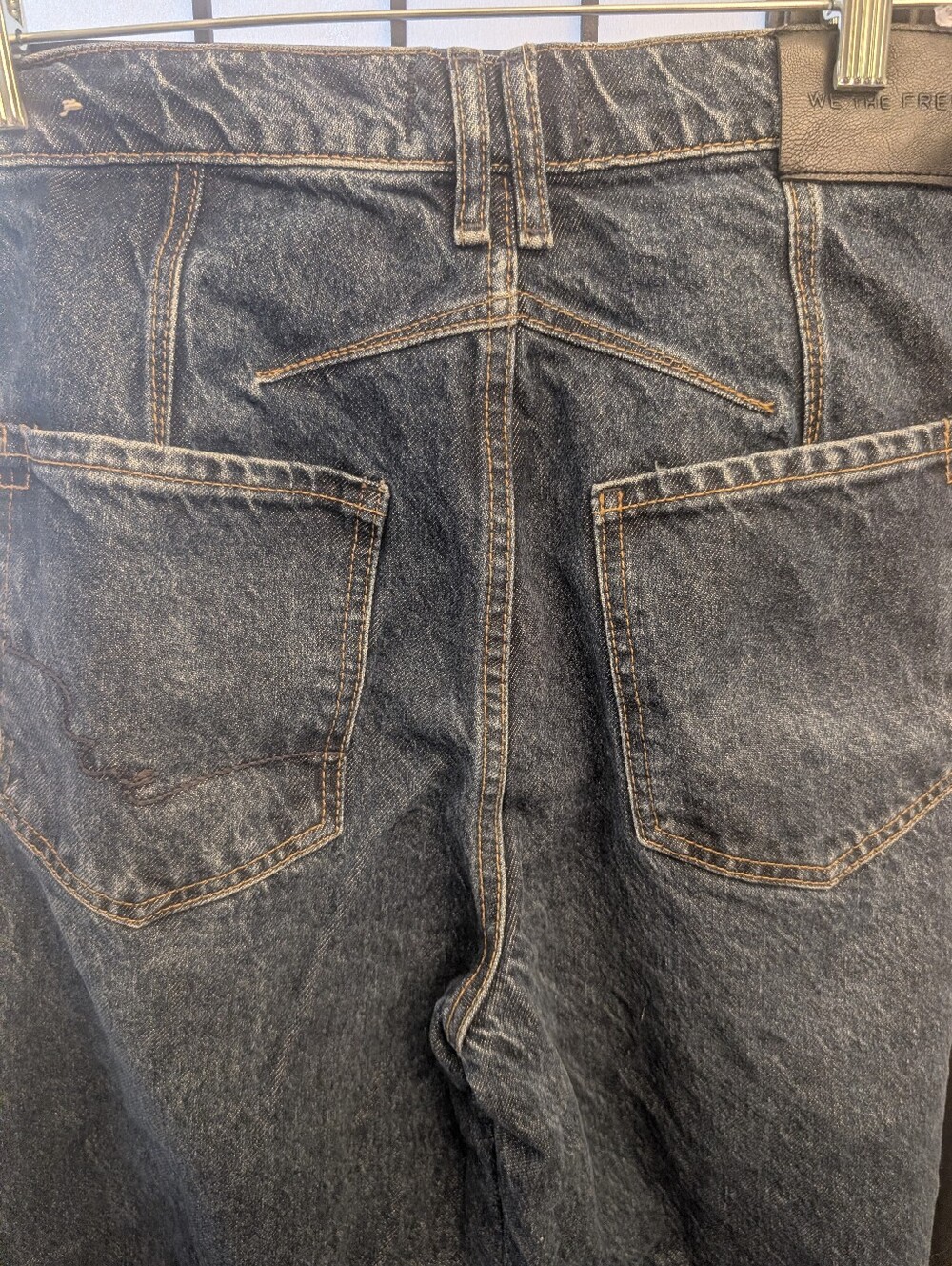 Free people Dark Denim ๐ Jeans - Picture 8 of 13